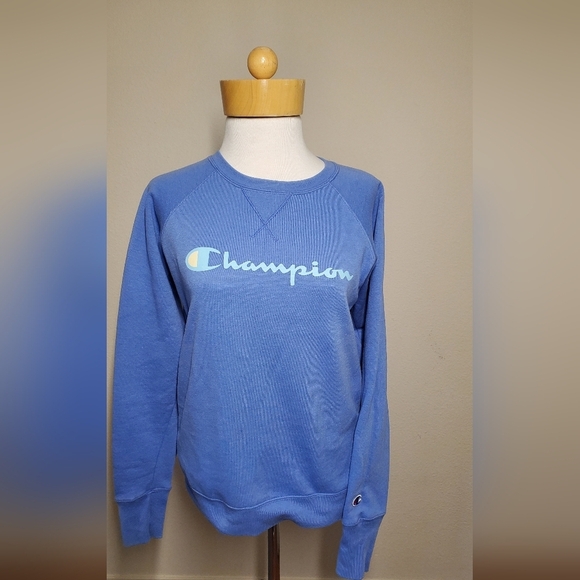 Champion Sweaters - Wmns Champion Xs Blue Sporting Sweatshirt